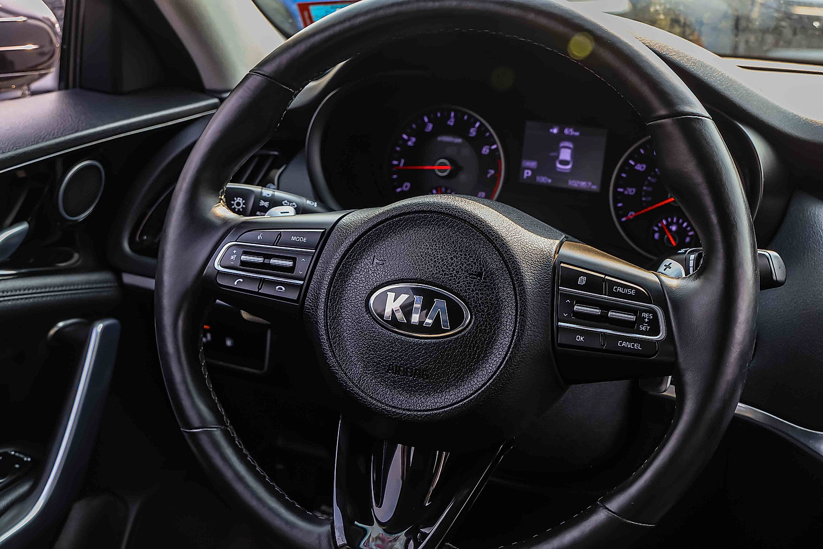 Used 2019 Kia Stinger AWD/4WD image 14