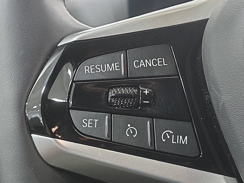 Certified 2025 BMW i4 eDrive40 RWD image 10