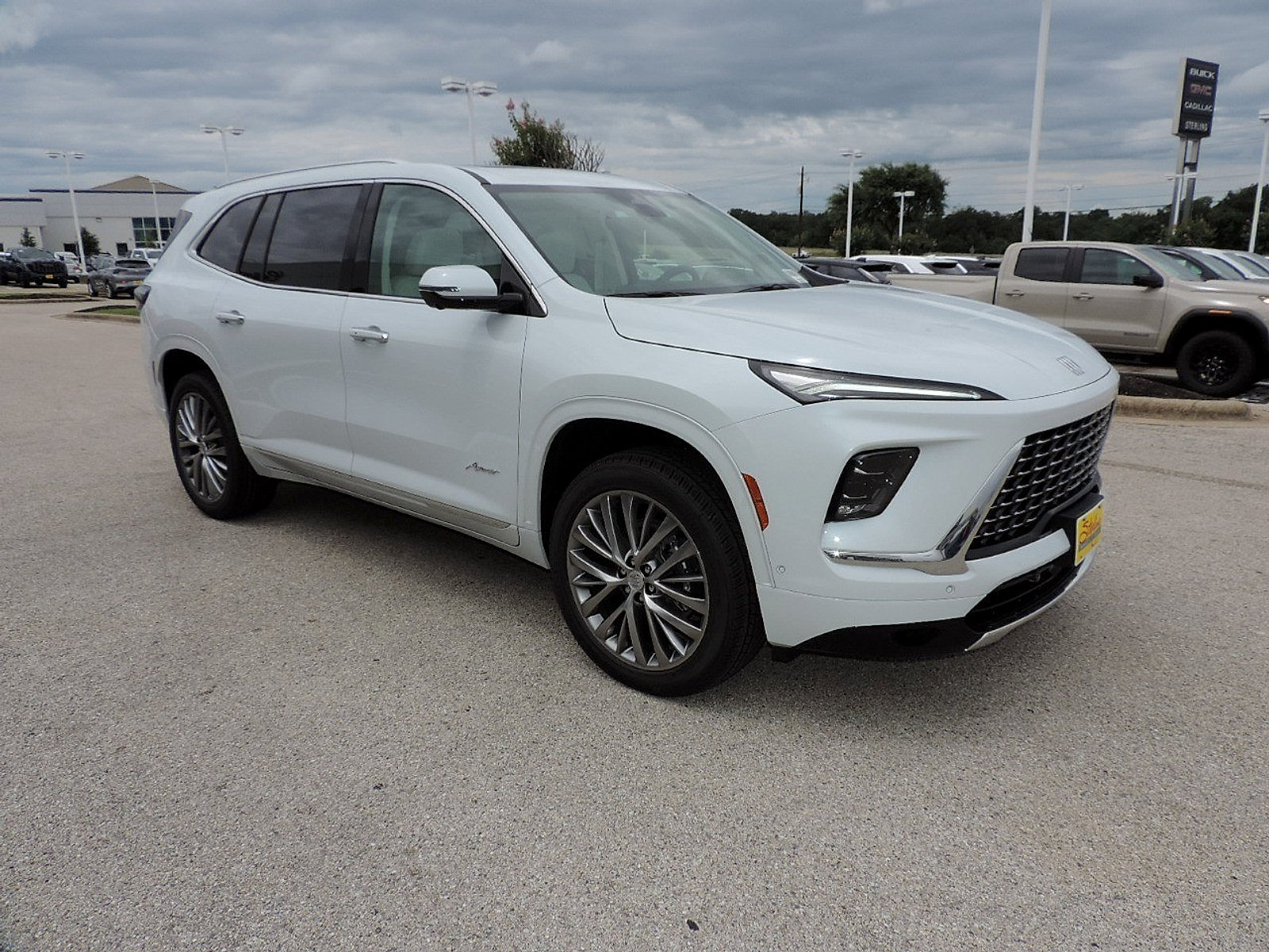 New 2026 Buick Enclave Avenir w/ Super Cruise Package FWD image 3