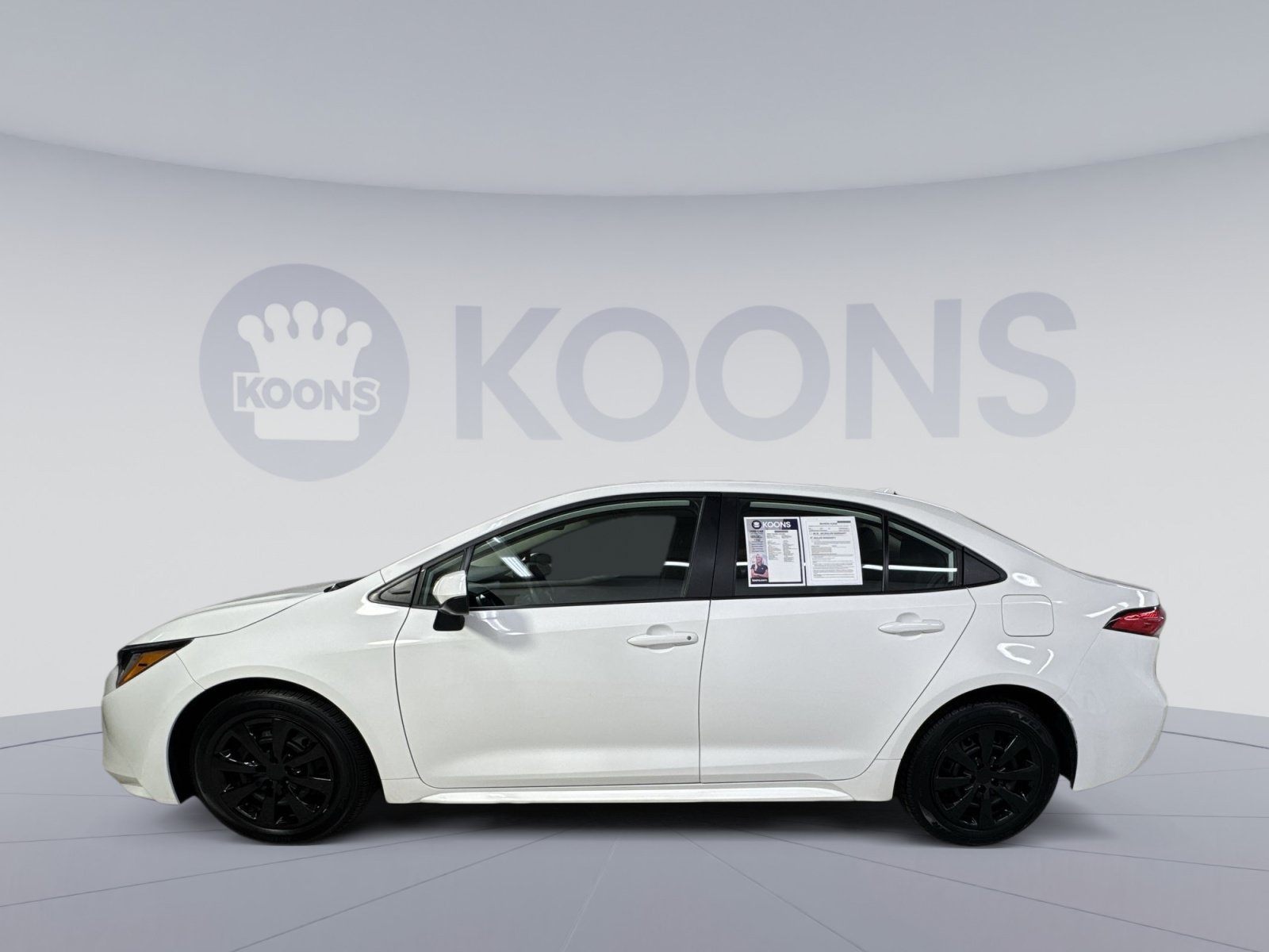Used 2024 Toyota Corolla LE FWD image 17