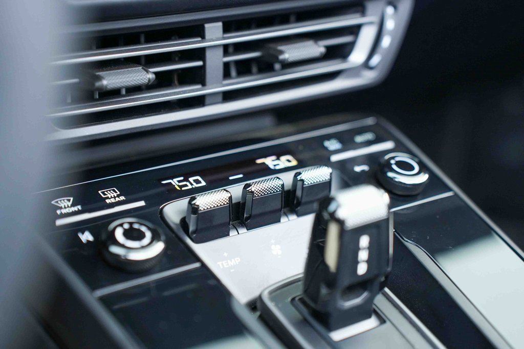 Used 2024 Porsche 911 Carrera 4 GTS w/ Premium Package image 66