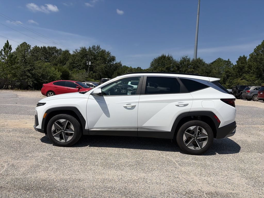 Used 2025 Hyundai Tucson SEL AWD/4WD image 3