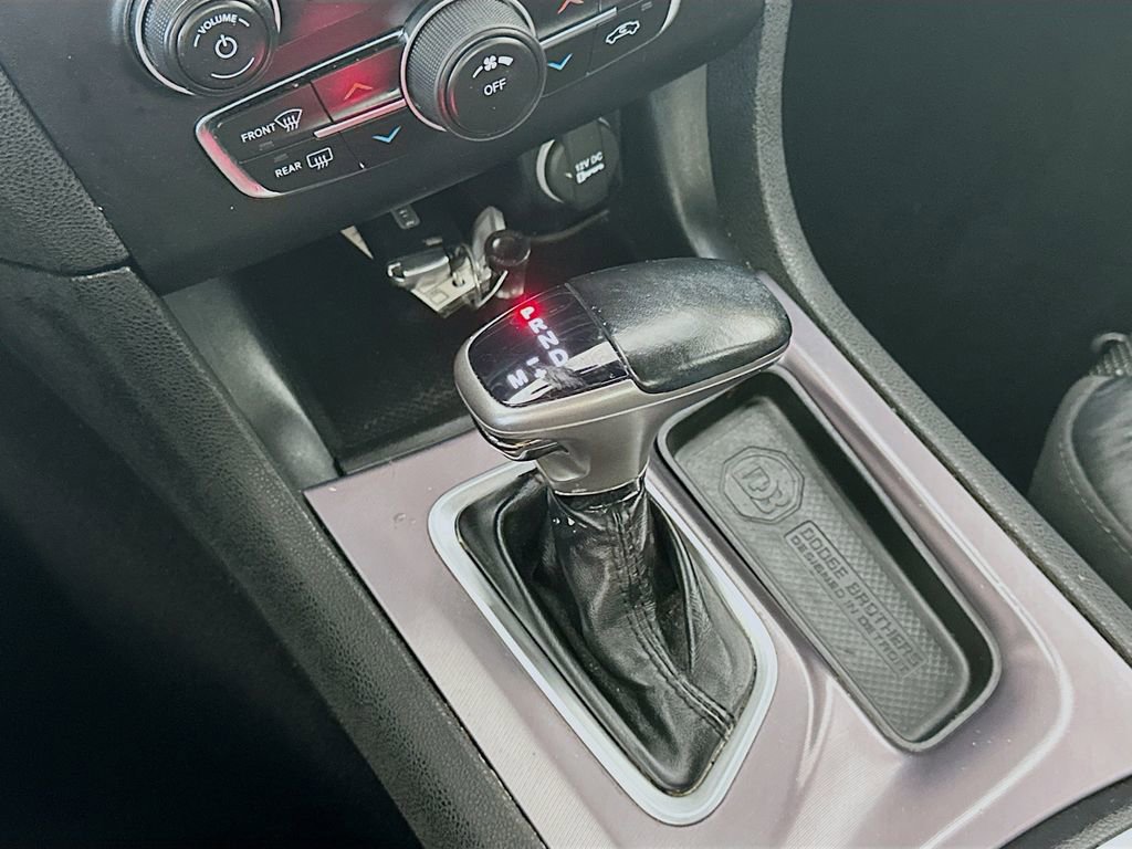 Used 2020 Dodge Charger SXT w/ Leather Interior Group image 16