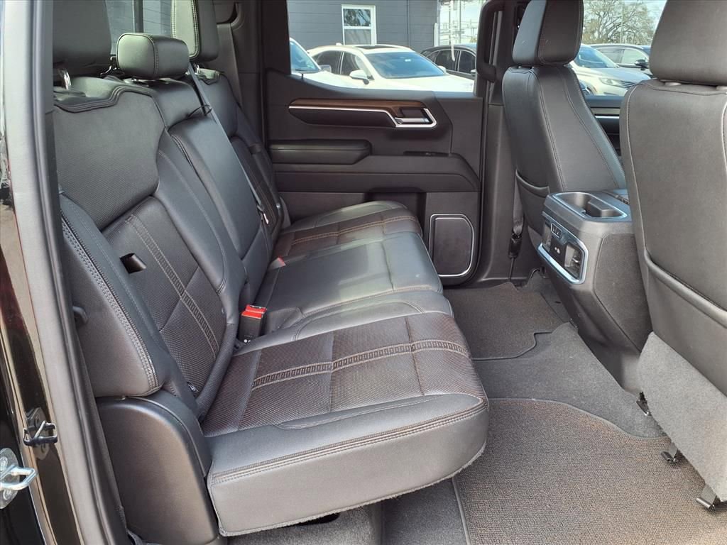 Used 2022 Chevrolet Silverado 1500 High Country image 15