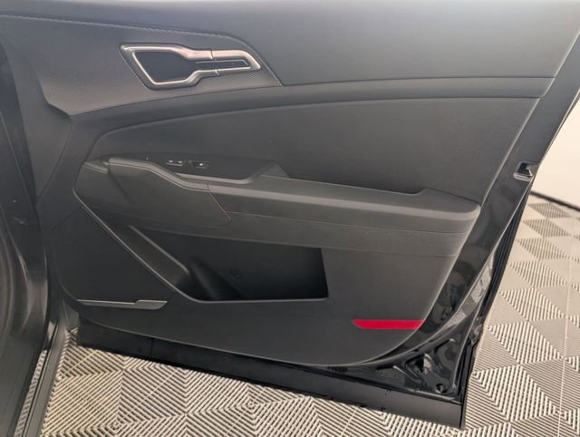 Used 2023 Kia Sportage LX image 29