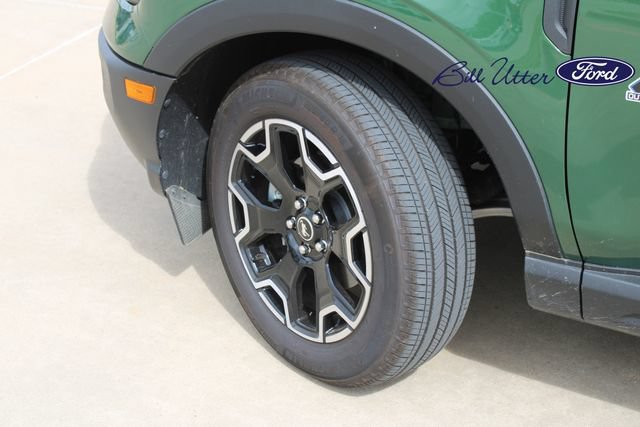 Used 2025 Ford Bronco Sport Outer Banks AWD/4WD image 9