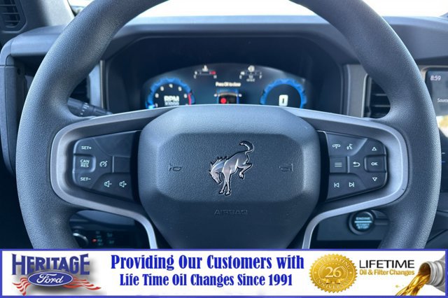 New 2025 Ford Bronco 4-Door image 23