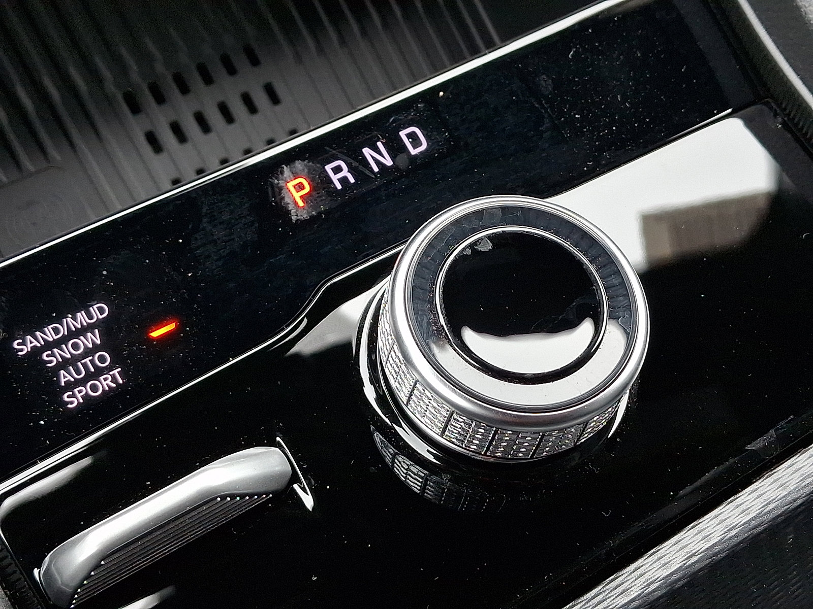 New 2026 Jeep Grand Cherokee Altitude AWD/4WD image 11