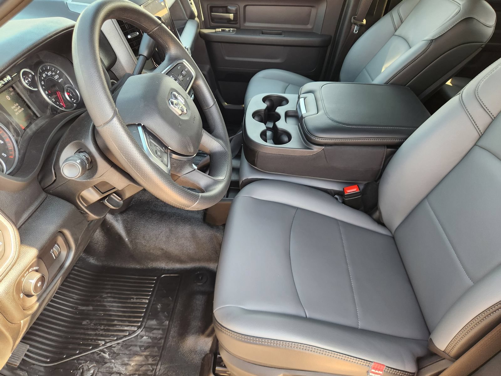 New 2026 RAM 3500 Tradesman AWD/4WD image 13