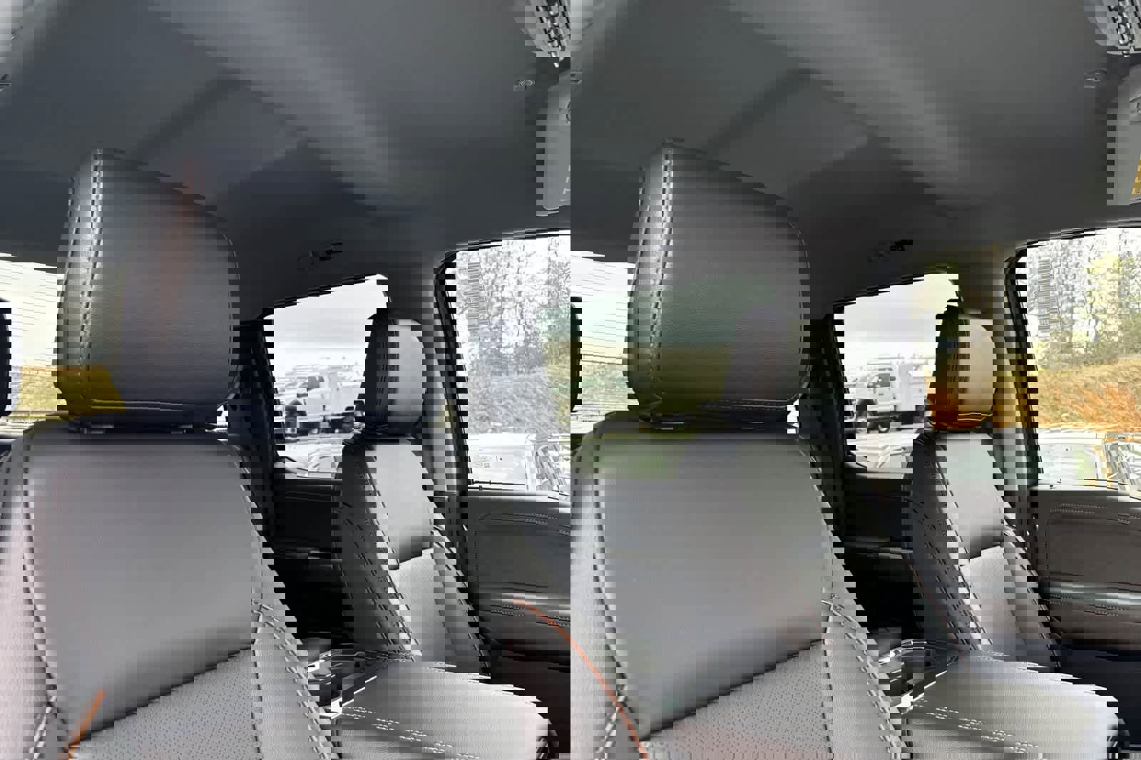 New 2026 Ford F250 Lariat w/ FX4 Off-Road Package image 14