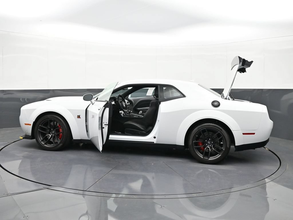 Used 2022 Dodge Challenger R/T Scat Pack RWD image 43