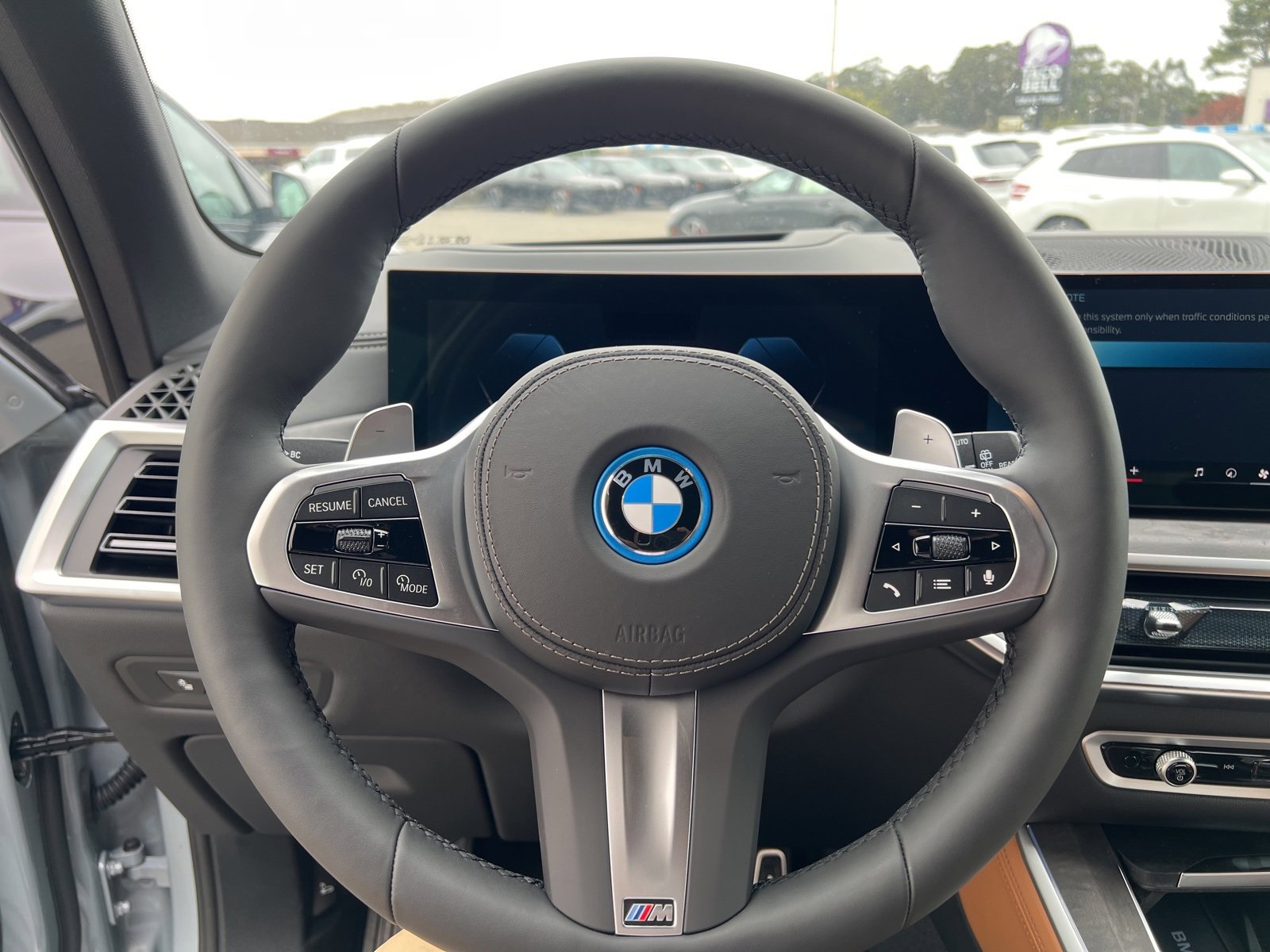 New 2026 BMW X5 xDrive50e w/ M Sport Package image 10
