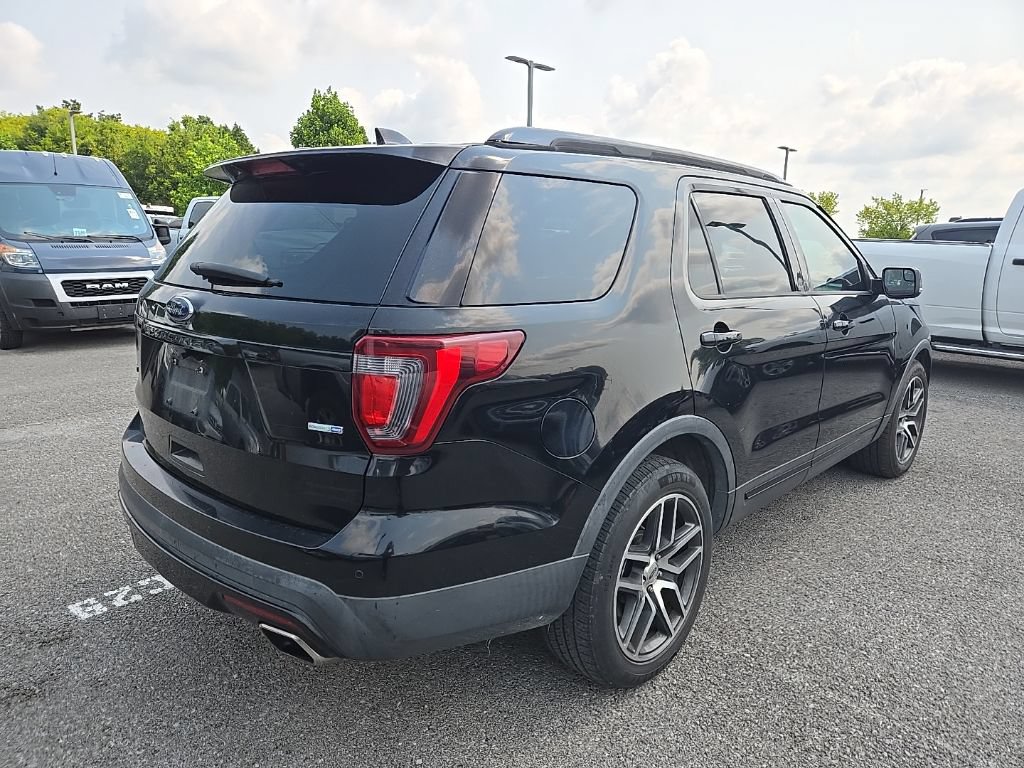 Used 2016 Ford Explorer Sport AWD/4WD image 7