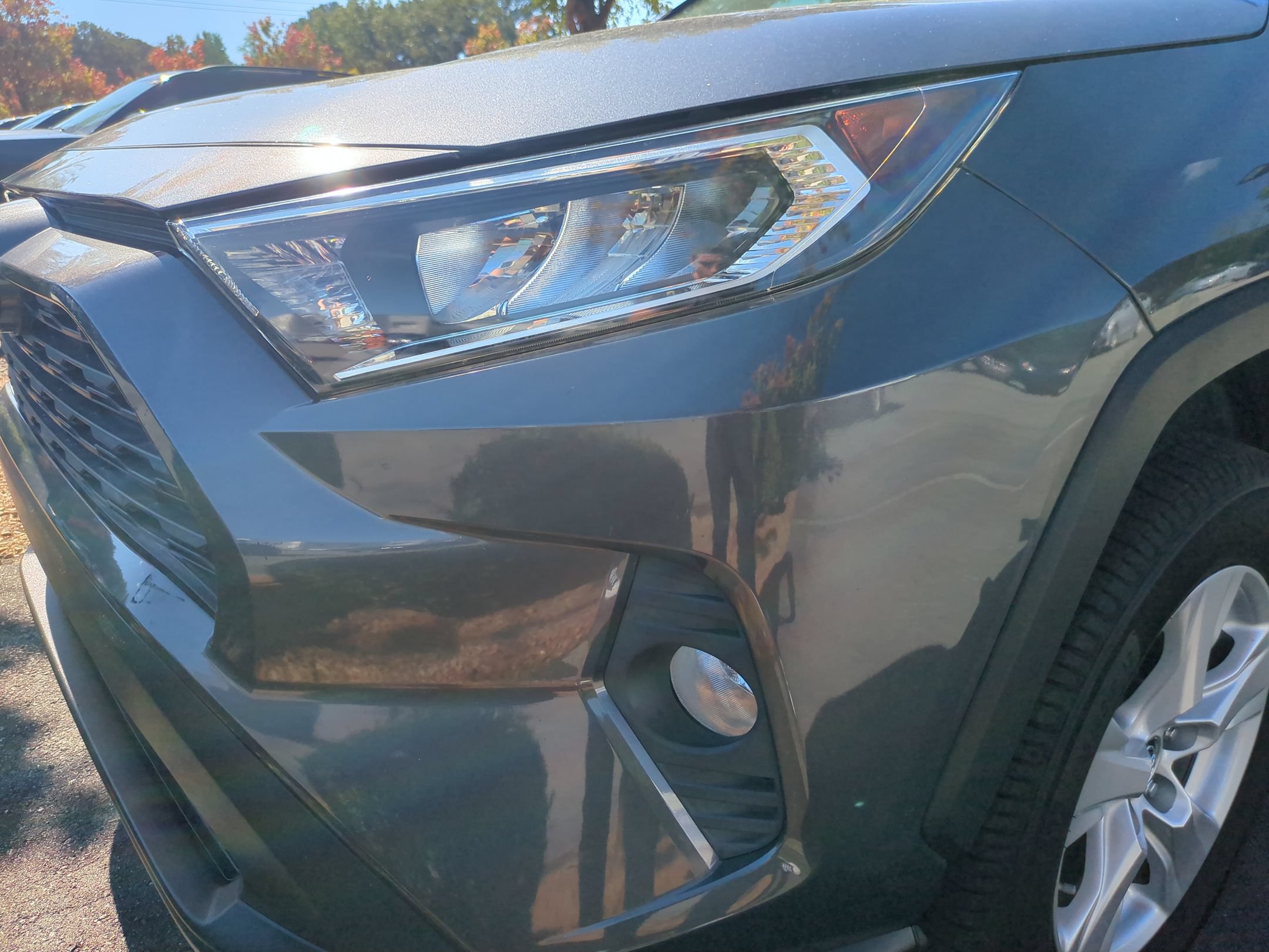 Used 2019 Toyota RAV4 XLE FWD image 8