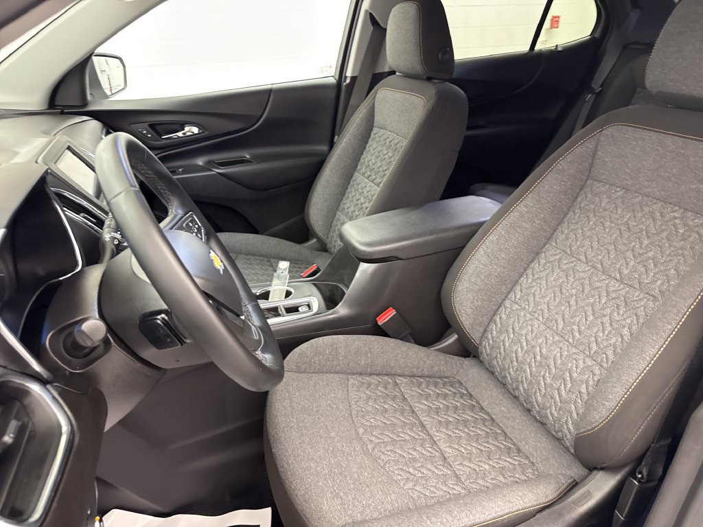 Used 2024 Chevrolet Equinox LT AWD/4WD image 19