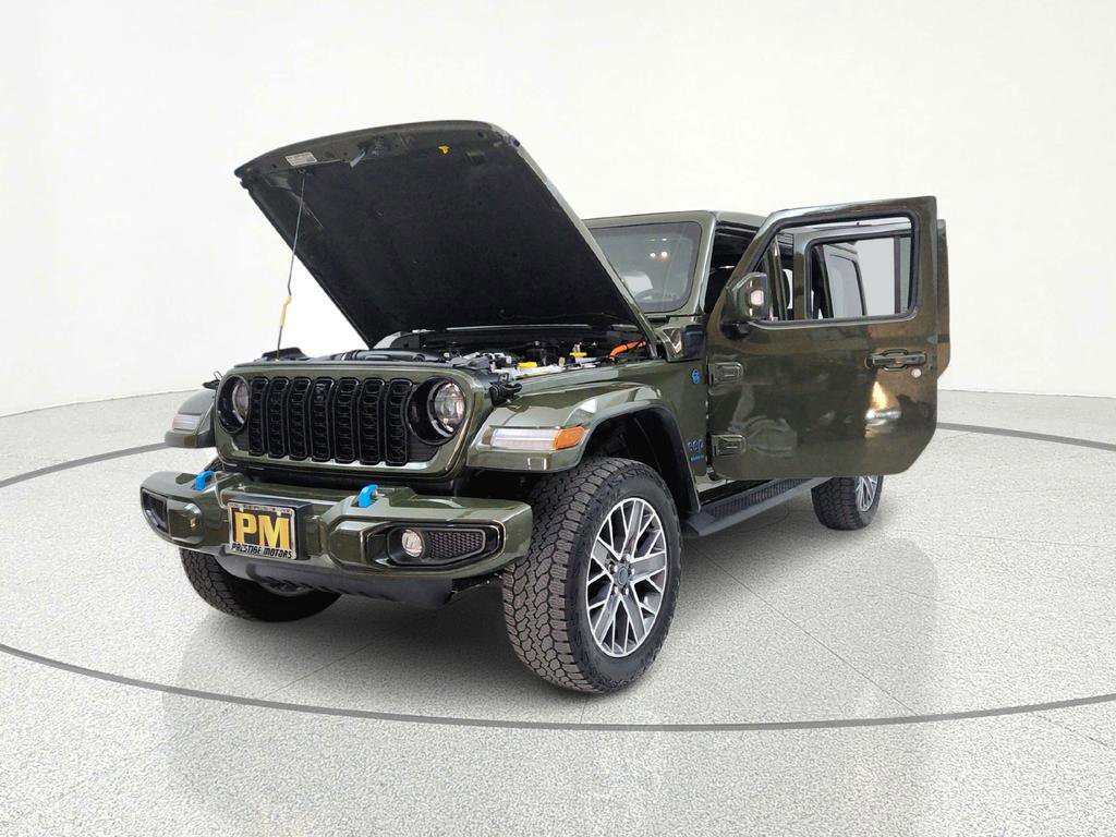 Used 2024 Jeep Wrangler High Altitude AWD/4WD image 13