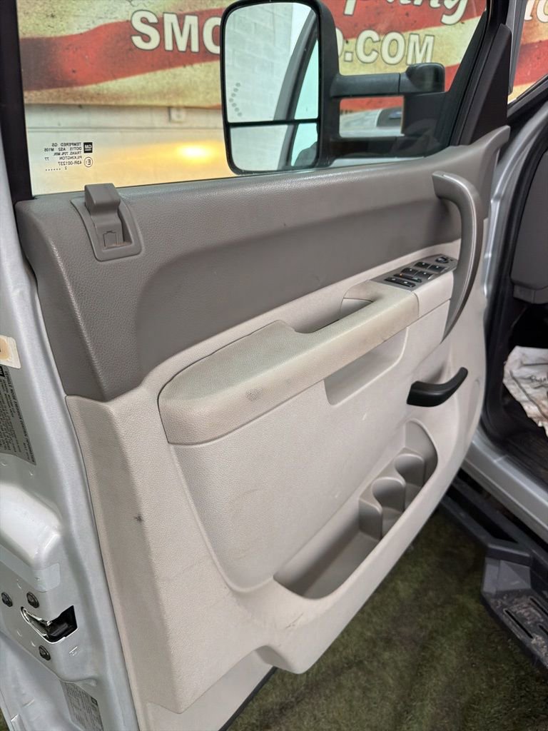 Used 2013 Chevrolet Silverado 3500 W/T image 16