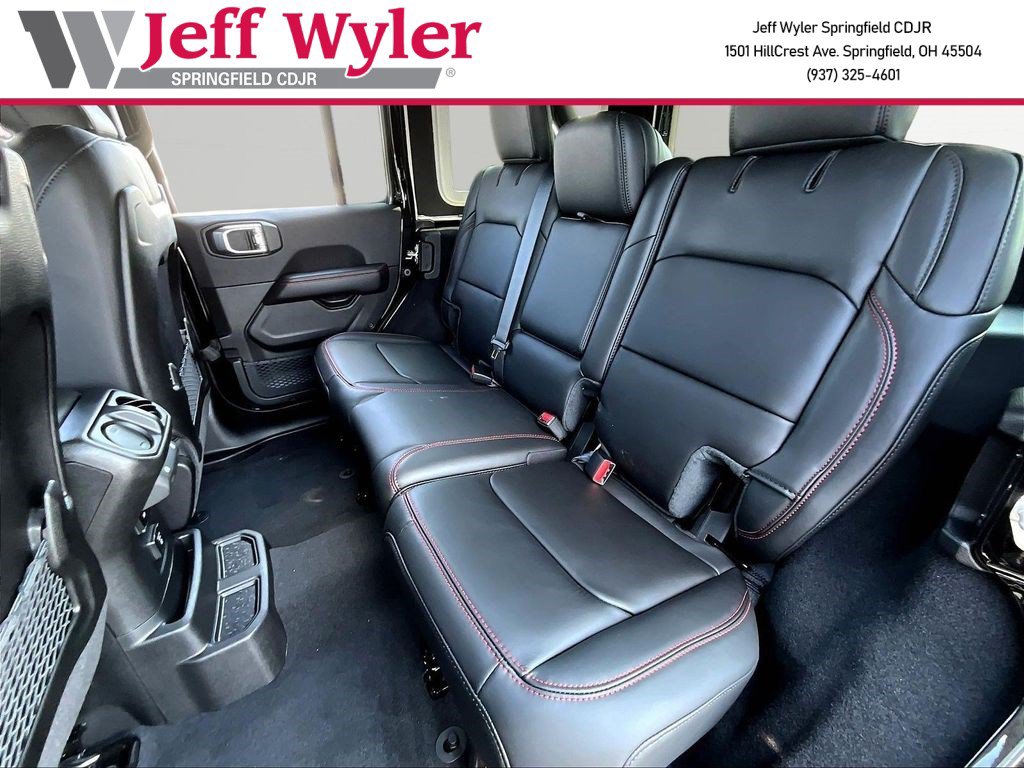New 2027 Jeep Wrangler Unlimited Rubicon AWD/4WD image 18