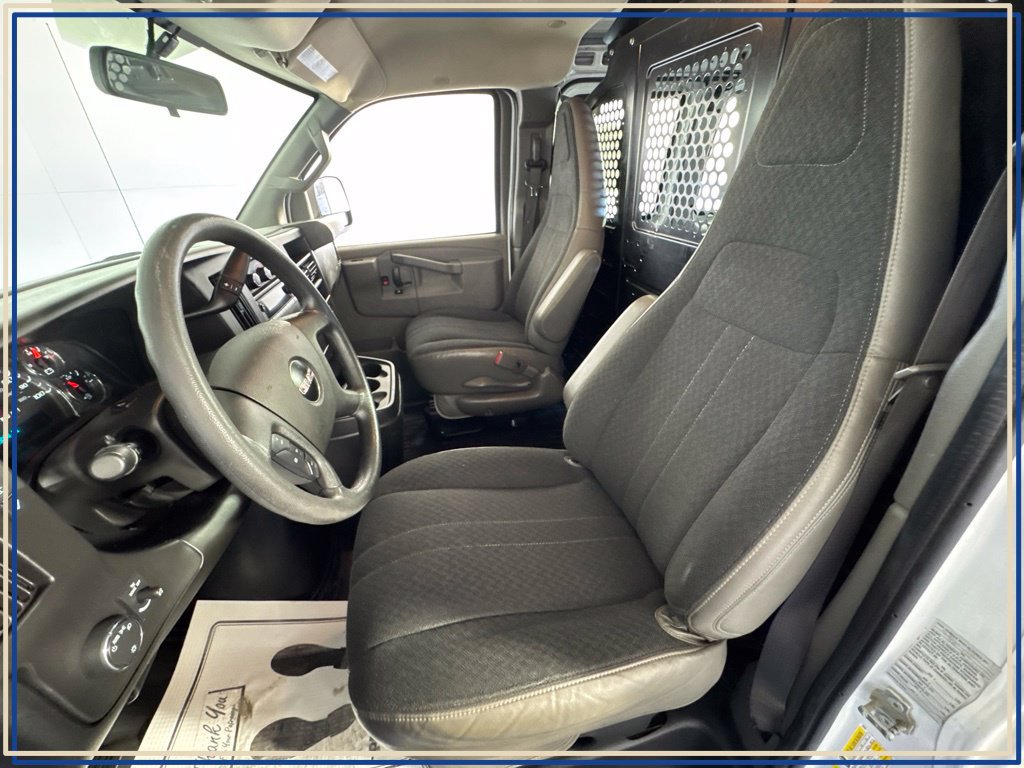 Used 2020 GMC Savana 2500 w/ Driver Convenience Package RWD image 27