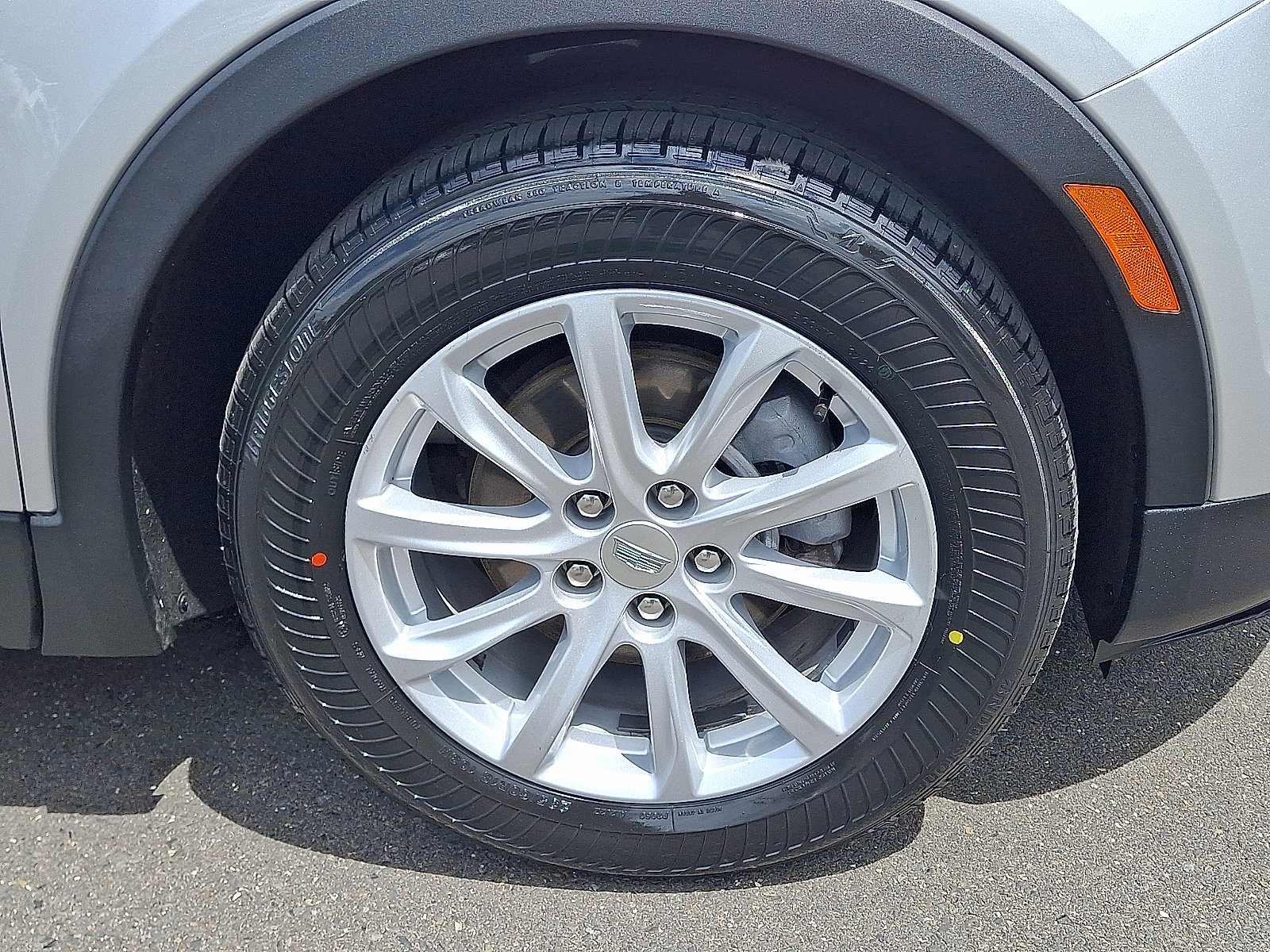 Used 2021 Cadillac XT4 Luxury w/ Cold Weather Package AWD/4WD image 25