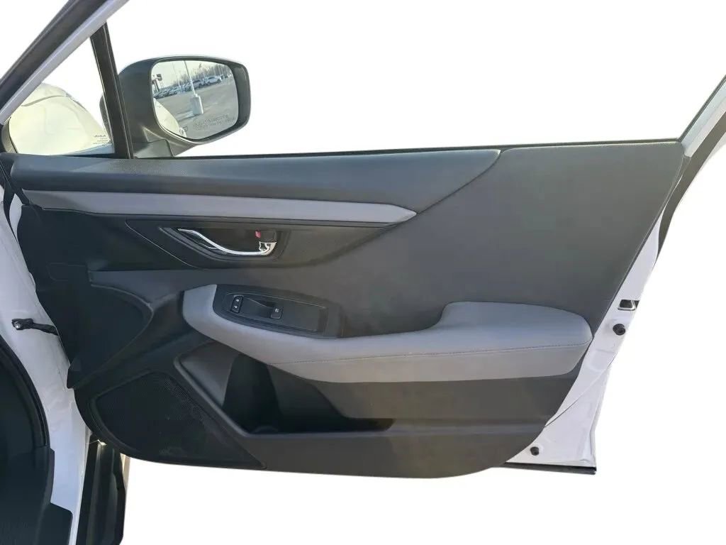 Used 2022 Subaru Outback Premium image 15