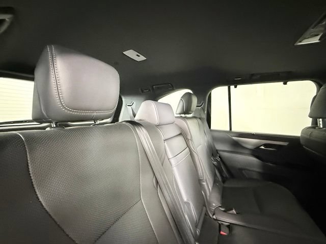 Used 2023 Lexus LX 600 F Sport w/ Accessory Package (Z1) AWD/4WD image 28