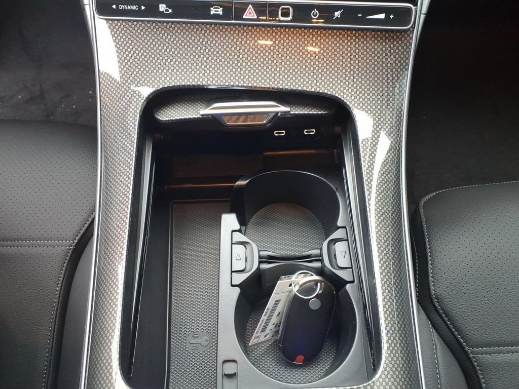 New 2026 Mercedes-Benz C 300 4MATIC Sedan image 24