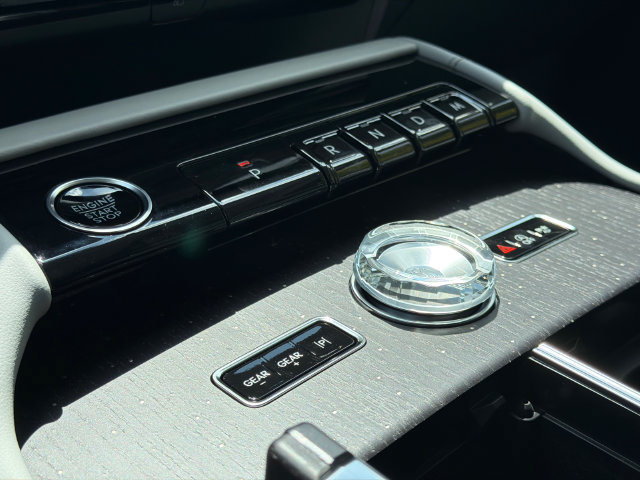 New 2027 Lincoln Navigator L Black Label AWD/4WD image 29