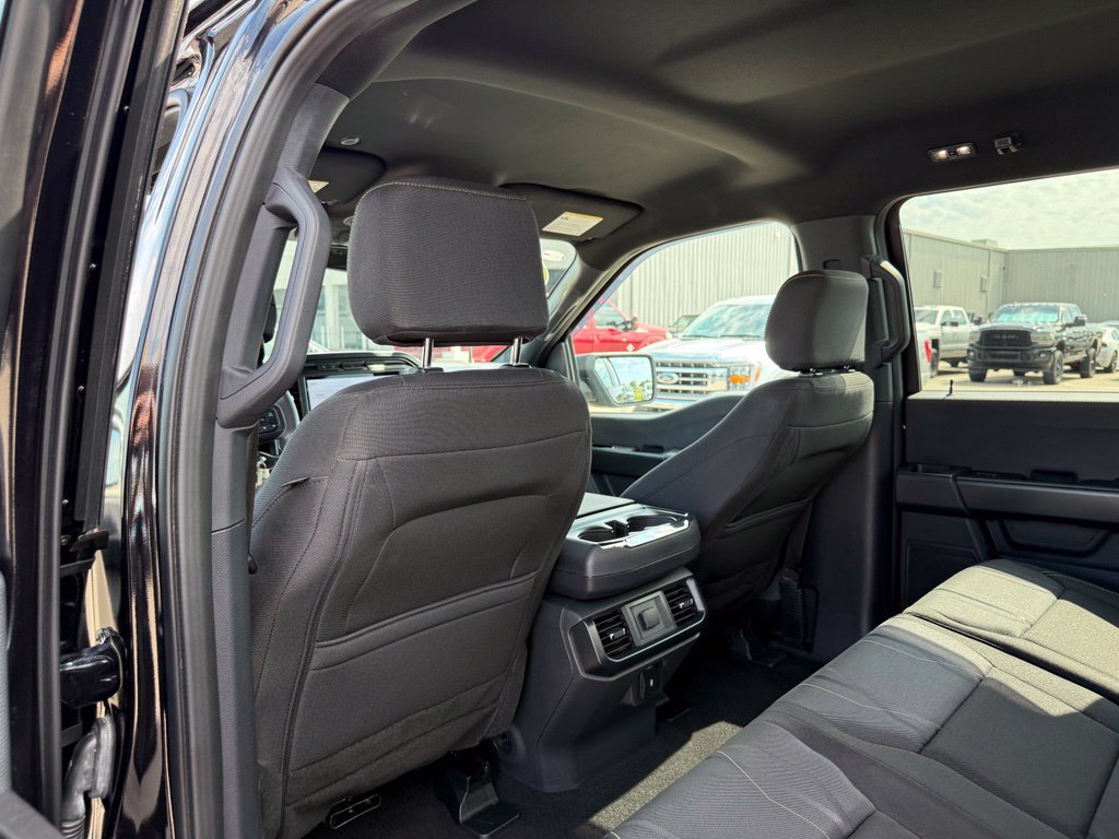 Used 2024 Ford F150 STX AWD/4WD image 9