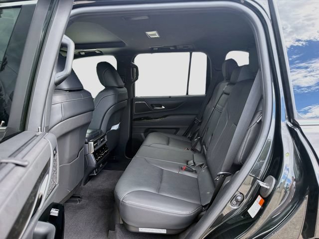 Used 2025 Lexus LX 600 4WD w/ Accessory Package (2T) image 22