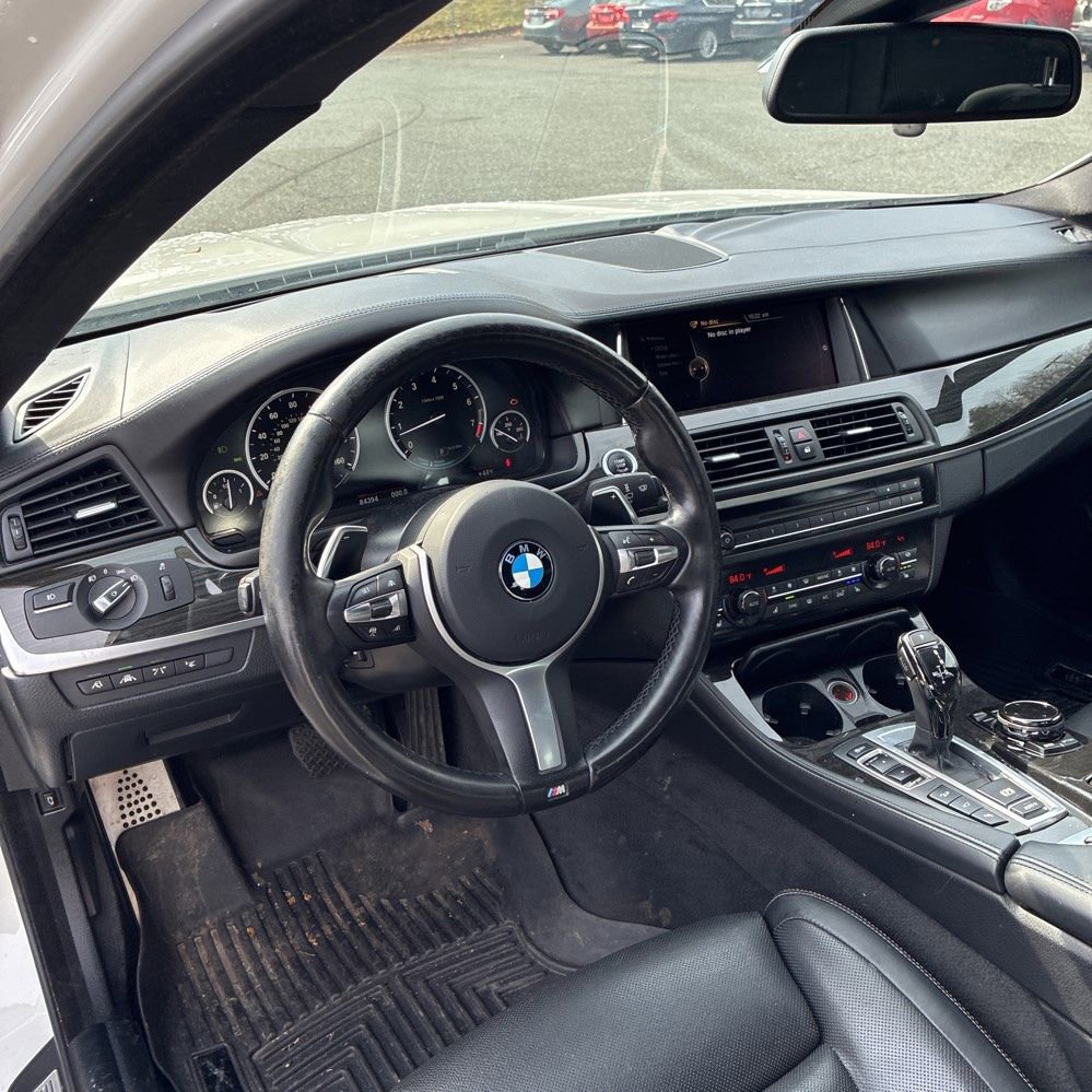 Used 2016 BMW 550i xDrive Sedan image 8