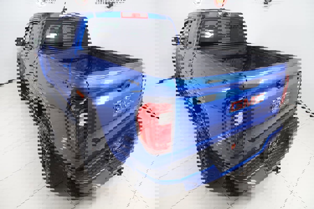 Used 2023 GMC Canyon Elevation w/ Convenience Package image 24