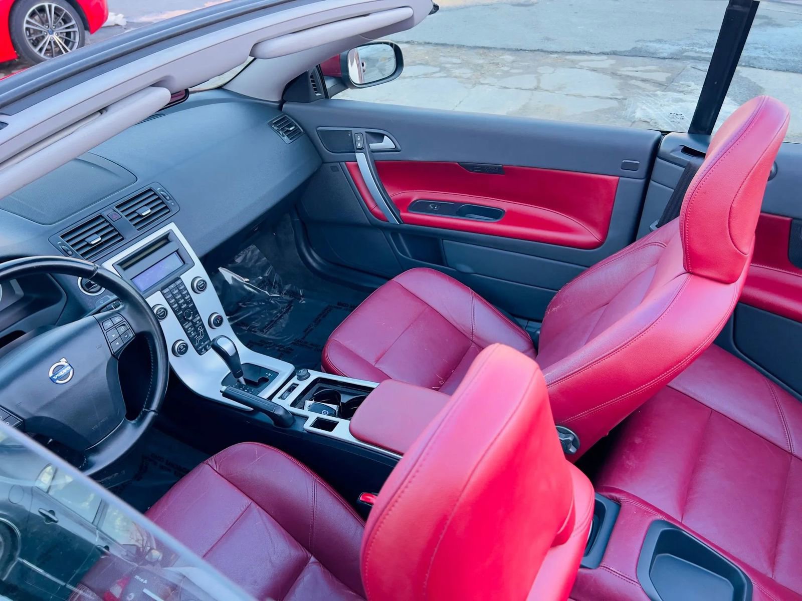 Used 2013 Volvo C70 T5 image 24