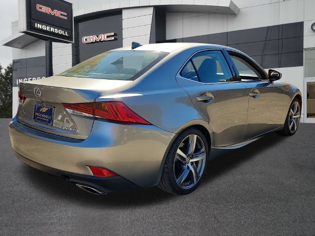 Used 2018 Lexus IS 300 AWD w/ Comfort Package image 4