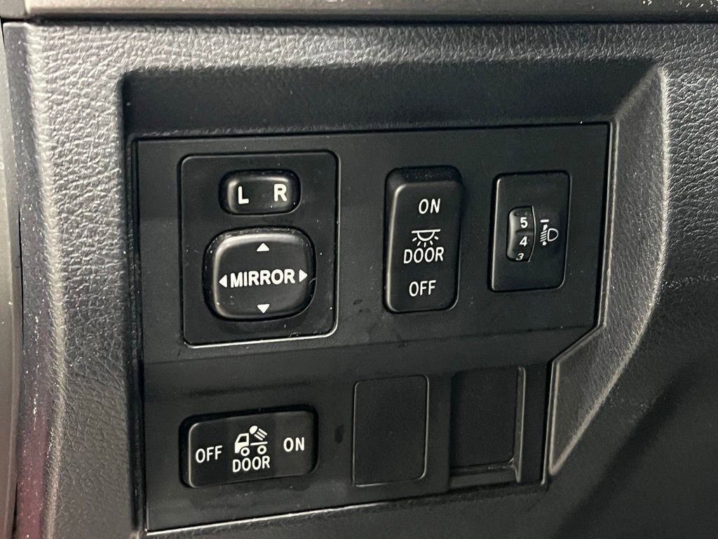 Used 2014 Toyota Tundra SR5 image 15