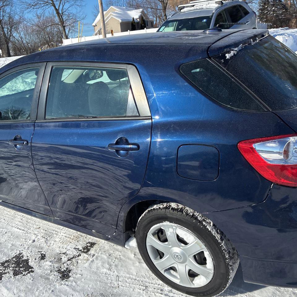 Used 2010 Toyota Matrix S image 7