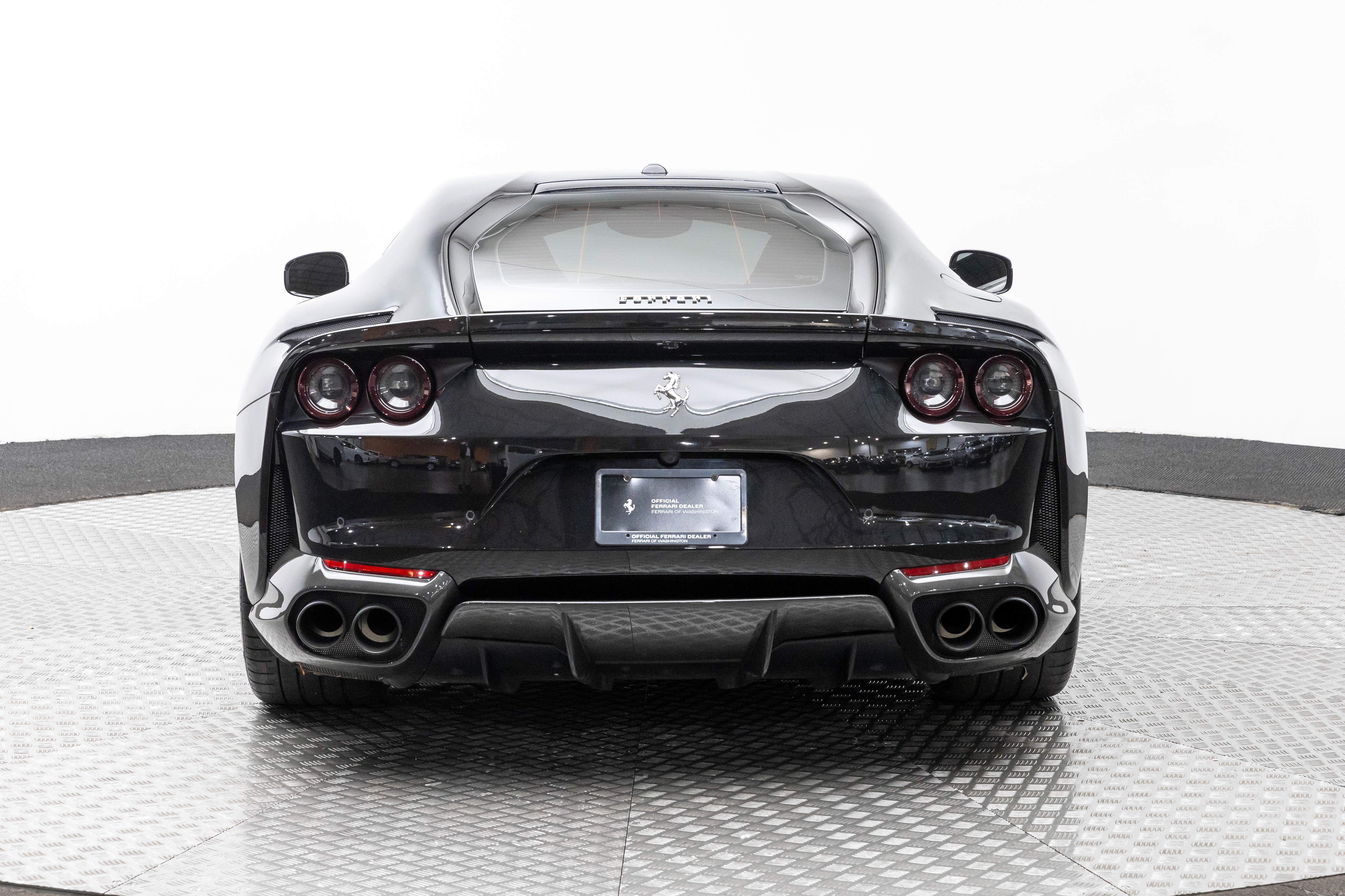 Used 2019 Ferrari 812 Superfast image 8