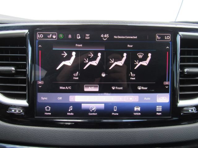 Used 2024 Chrysler Pacifica Touring-L FWD image 50