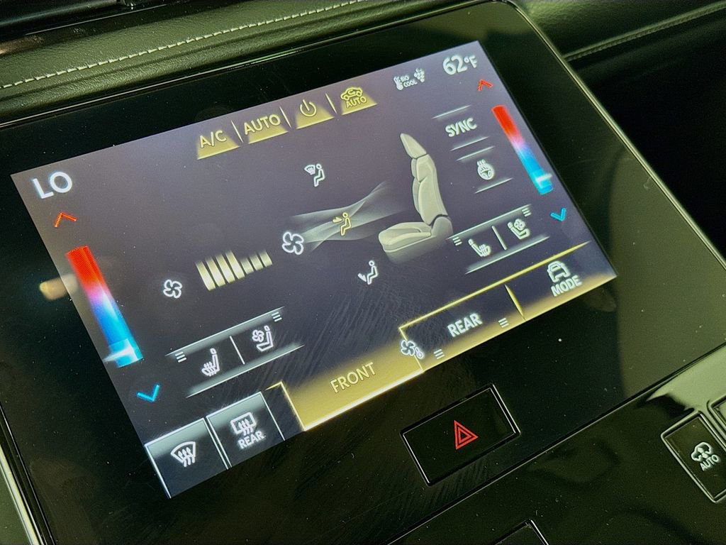 Used 2025 INFINITI QX80 Sensory image 16