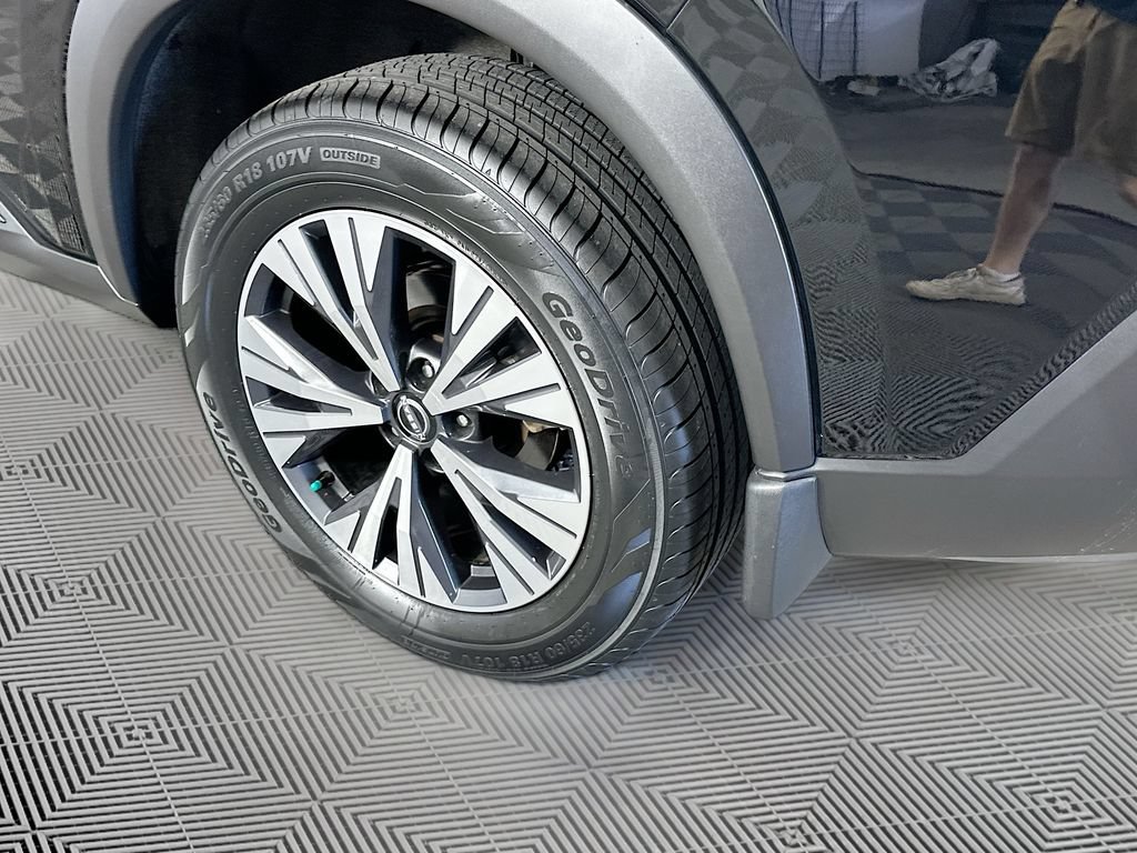 Certified 2023 Nissan Rogue SV AWD/4WD image 36