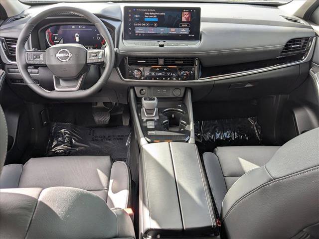 Certified 2025 Nissan Rogue SL w/ SL Premium Package FWD image 18