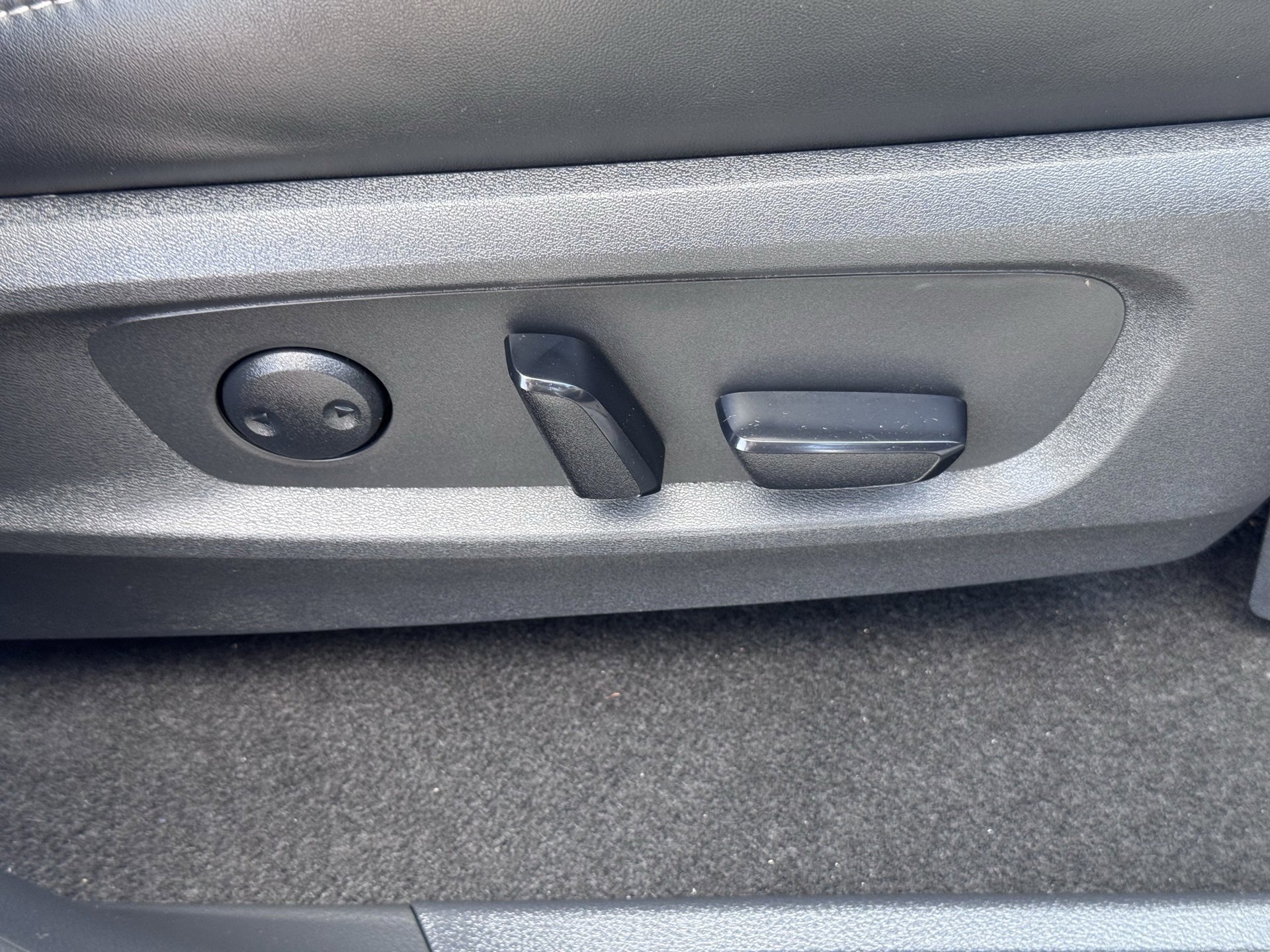 Used 2024 INFINITI QX60 Pure image 12