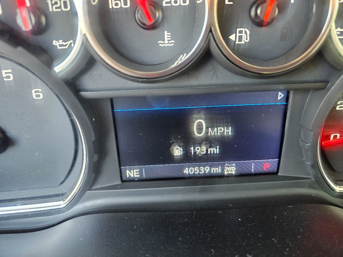 Used 2020 Chevrolet Silverado 1500 LT w/ Remote Start Package image 26