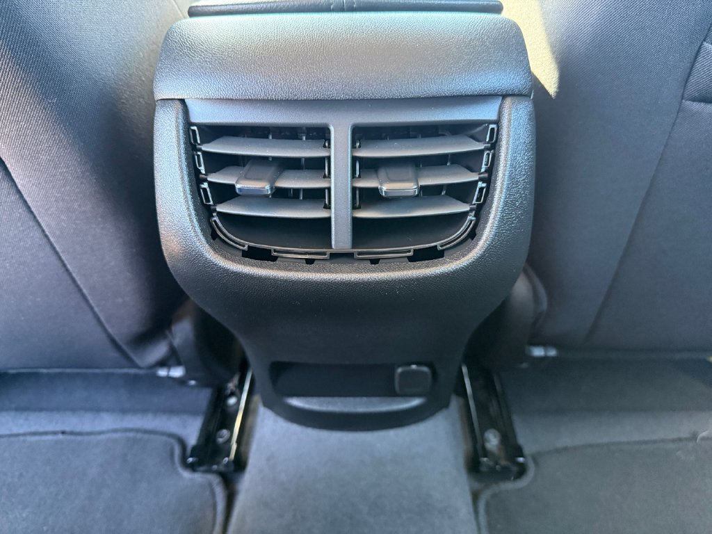 Used 2024 Chevrolet Malibu LT FWD image 36