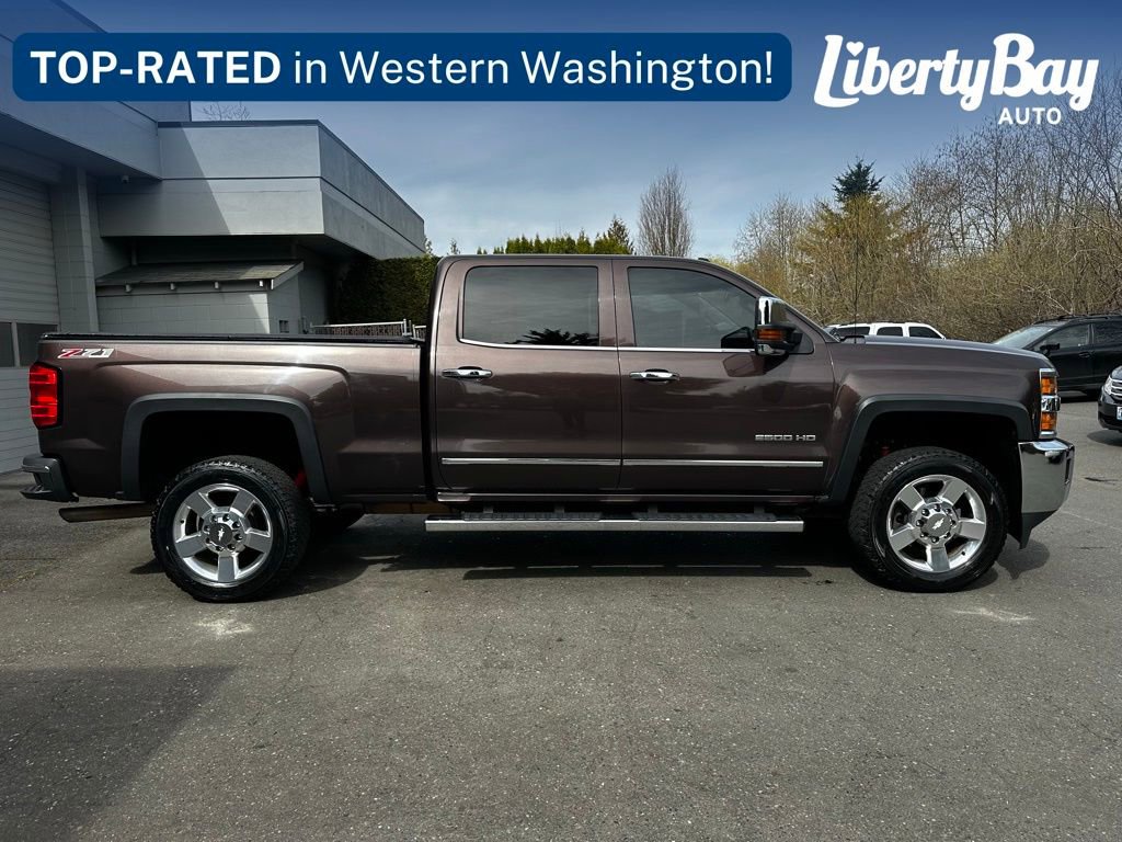 Used 2016 Chevrolet Silverado 2500 LTZ w/ LTZ Plus Package image 6