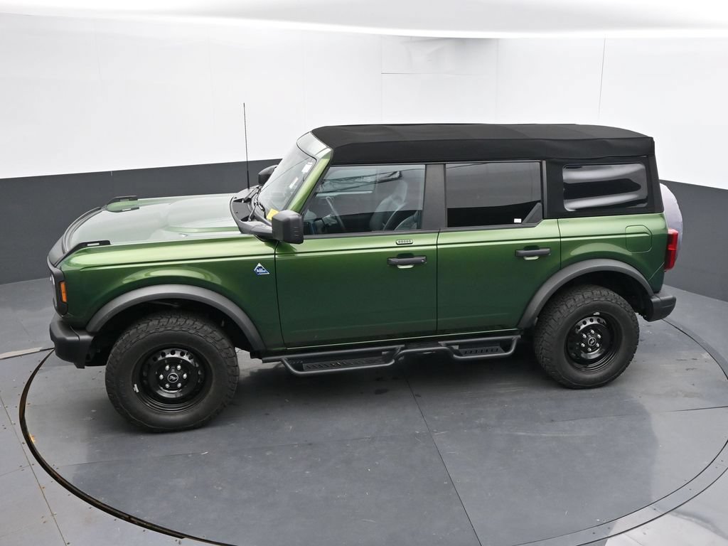Used 2023 Ford Bronco Black Diamond AWD/4WD image 18