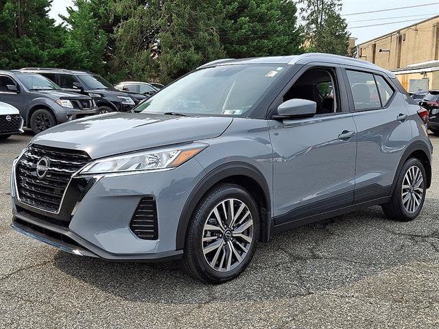 Certified 2024 Nissan Kicks SV FWD image 4