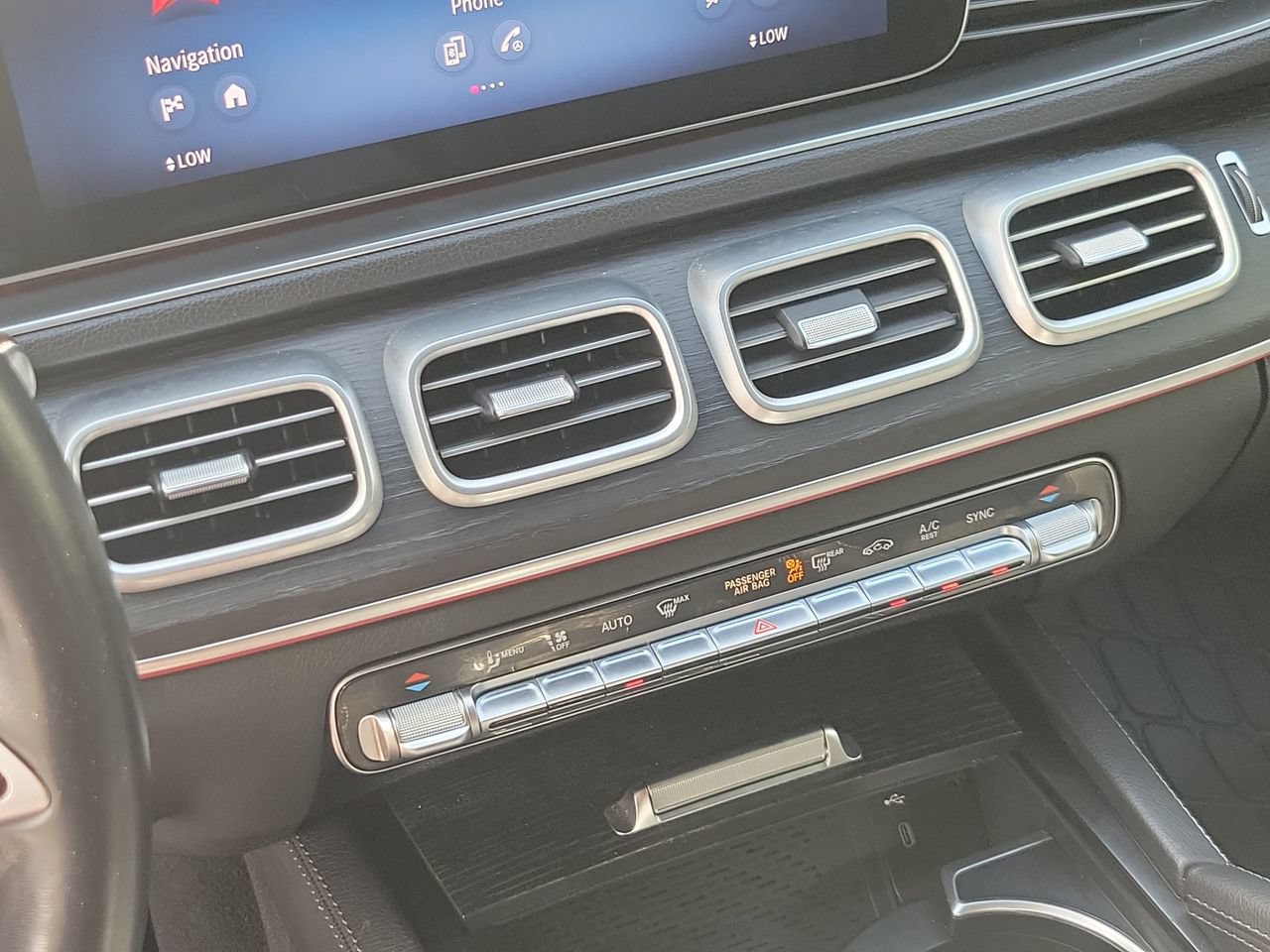 Used 2025 Mercedes-Benz GLE 350 4MATIC image 27
