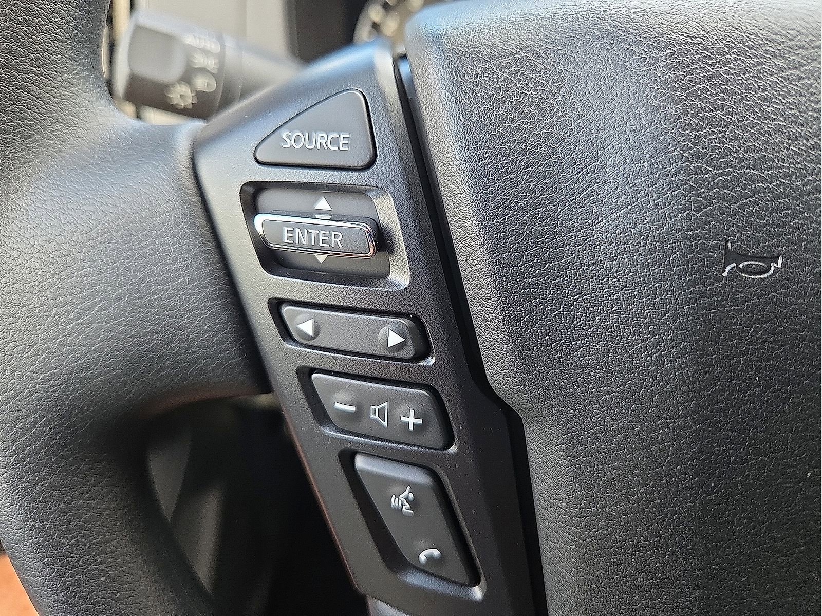 New 2026 Nissan Frontier SV w/ Tow Package AWD/4WD image 22