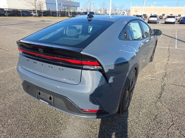 New 2026 Toyota Prius LE image 7